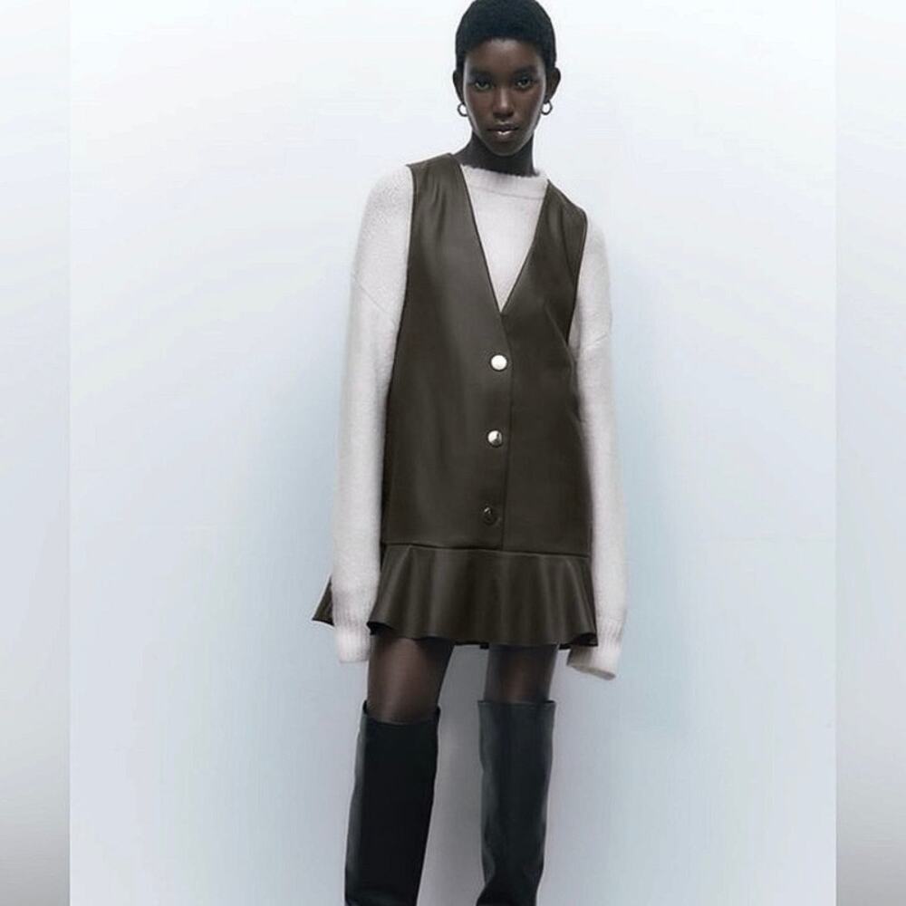 NEW Zara Green Faux Vegan Leather Sleeveless Button Pinafore Ruffle Mini Dress M